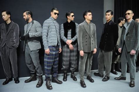 vetement armani chine